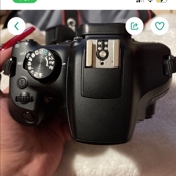 Canon rebel t6. fairly new condition, used it for a few shoots. No lens included - Picture 2 of 4